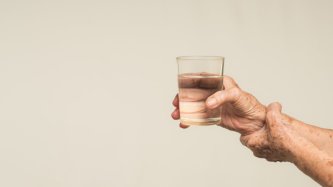 Doença de Parkinson - como é que o CBD pode ajudar? Doença de Parkinson - como é que o CBD pode ajudar?